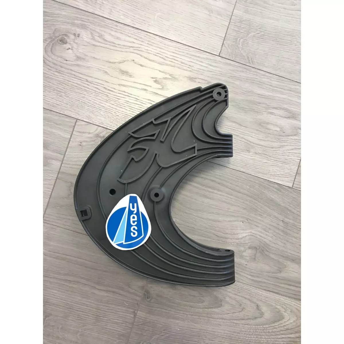 Casting easy lock
